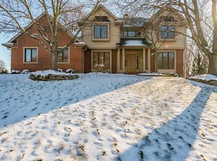 2210 Briggs Rd, Centerville, OH 45459