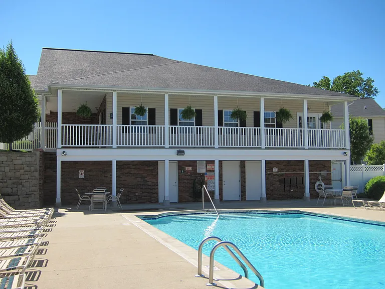 Reserve at Ft. Mitchell Apartments — Photo 13