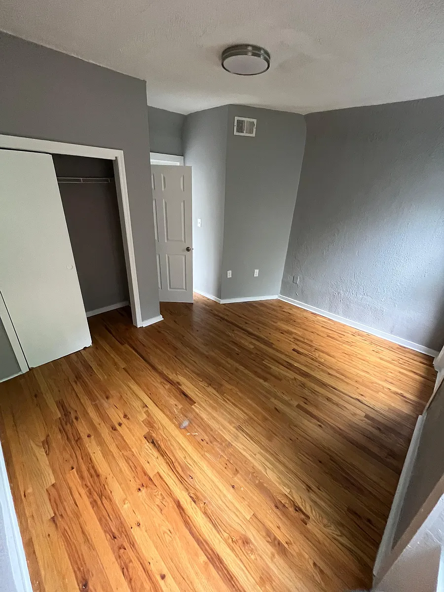 Building Photo - 53 Milford Ave #17A