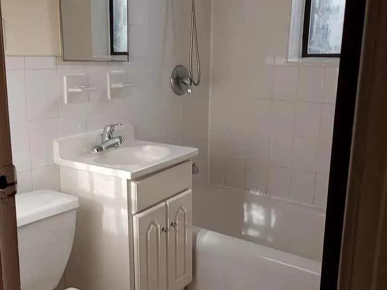 5418 Park Ave #31 — Photo 8