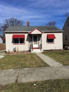 921 Milton St, Fort Wayne, IN, 46806