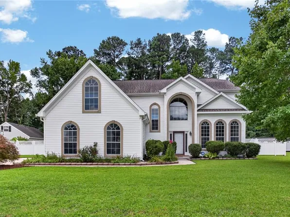 3020 Beech Grove Ln, Suffolk, VA 23435