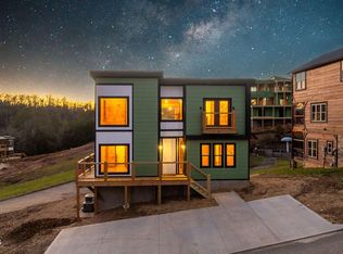 737 Bullwinkle Way, Sevierville, TN 37862