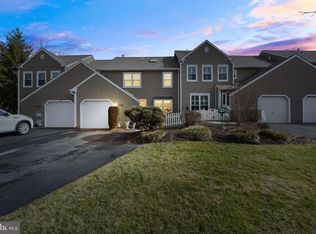 220 Wildflower Cir, Yardley, PA