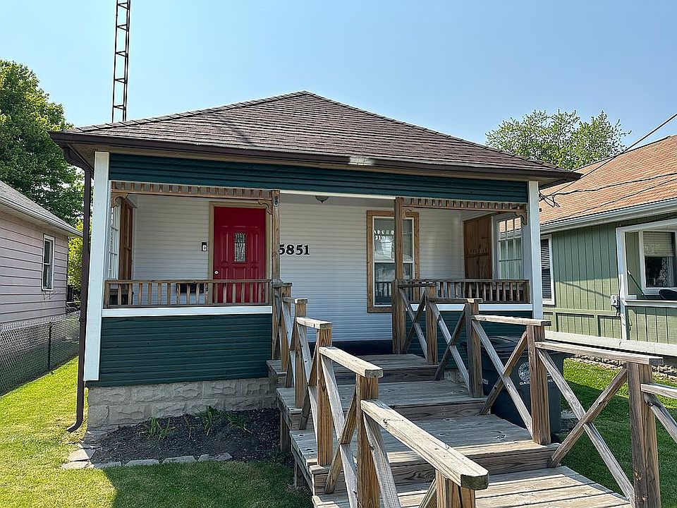 Easy entry & spacious porch