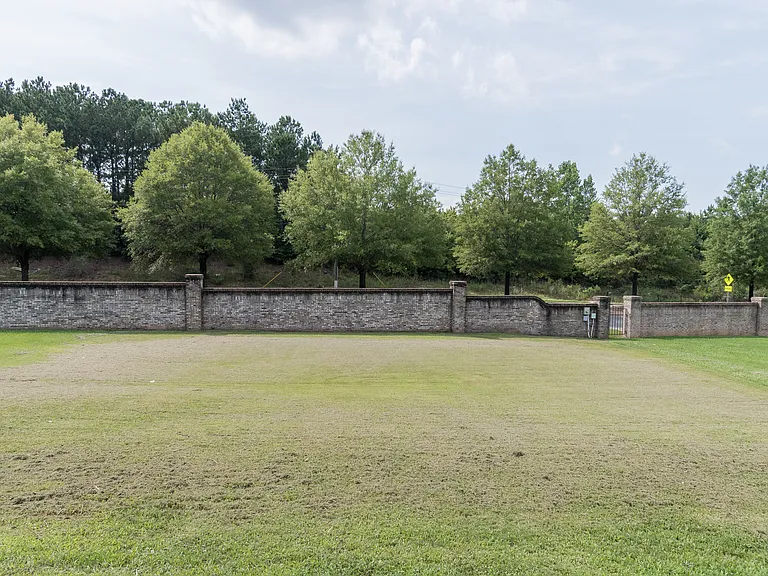 1322 Deer Trail Rd — Photo 4