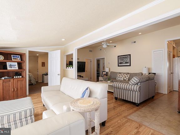 5th image of 115 Mary Alice Rd