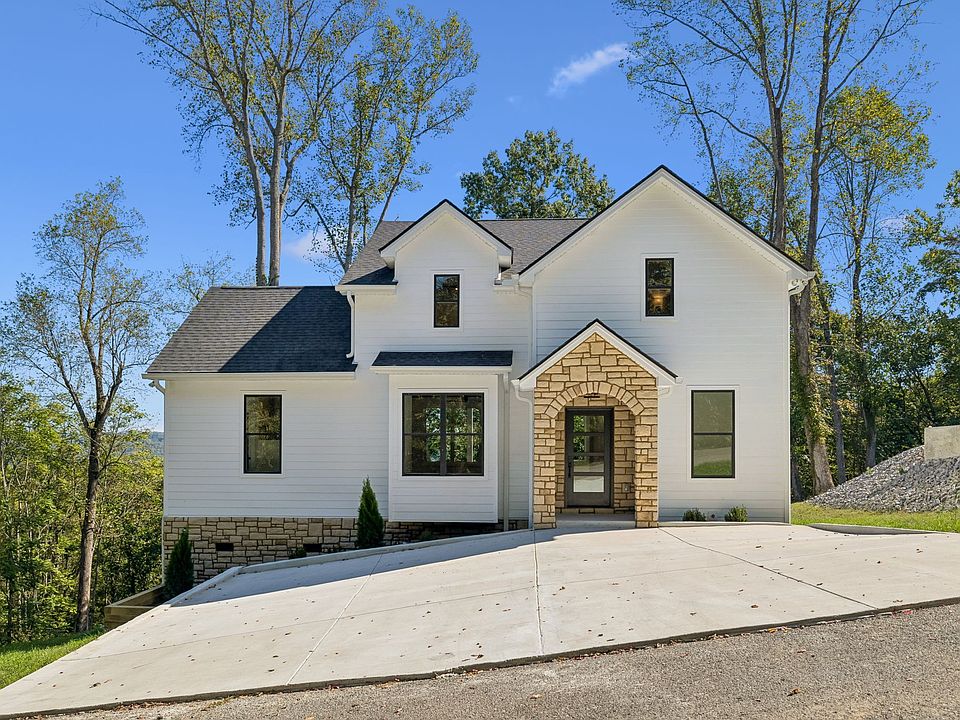 1st image of 550 Davidson Rd