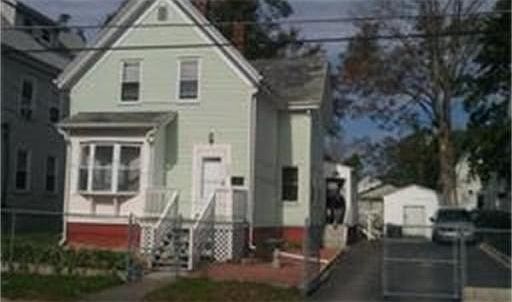 1st image of 135 Nilsson St