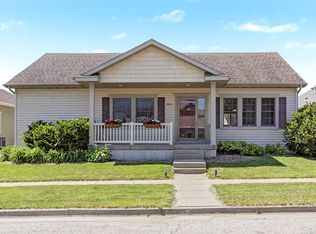 2426 Bristol Dr, Ames, IA 50010
