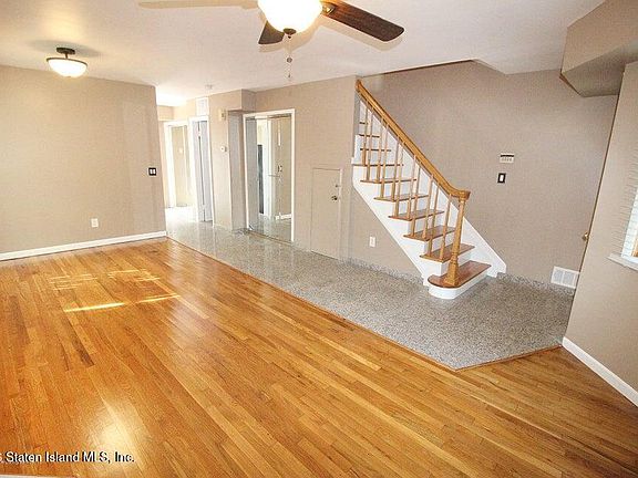 4th image of 9 Oceanview Ave