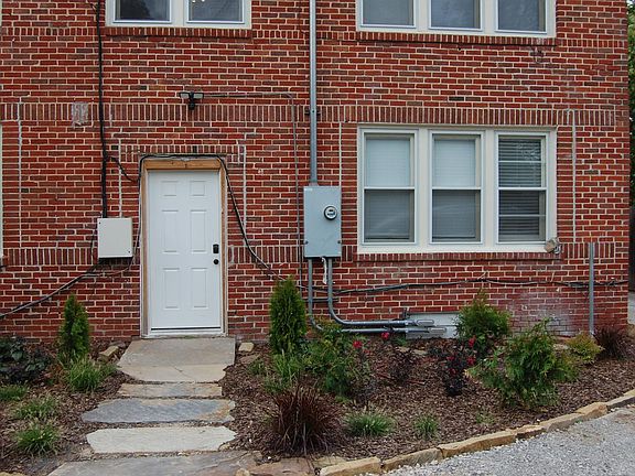 5th image of 116 NW 15th St APT 104