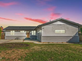 498 College Dr, Ventura, CA 93003