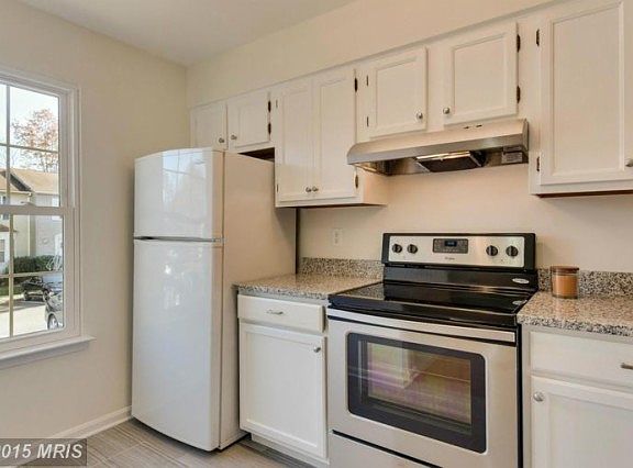 4th image of 2854 Lester Lee Ct