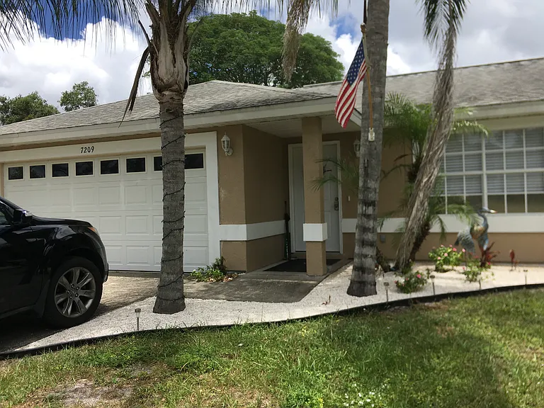 7209 Carlowe Ave — Photo 8