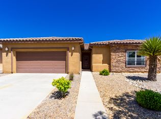 451 Zuni River Cir SW, Los Lunas, NM 87031