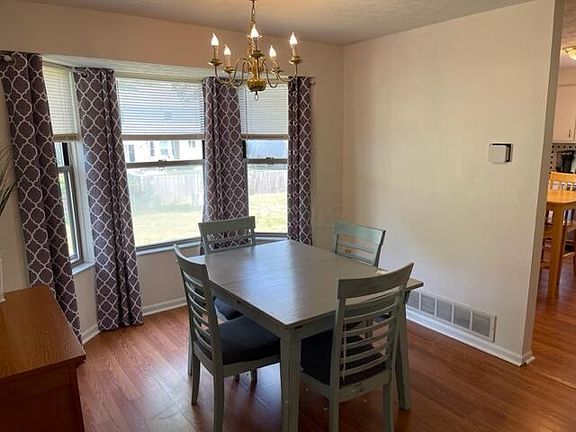 5th image of 1392 Boswall Dr