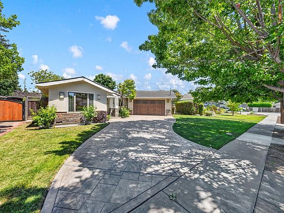 5th image of 1490 Santa Inez Dr