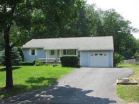 1st image of 137 Hathorn Blvd