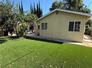 19148 Saticoy St, Reseda, CA 91335