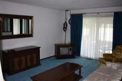 5th image of 3036 Lakeside Dr