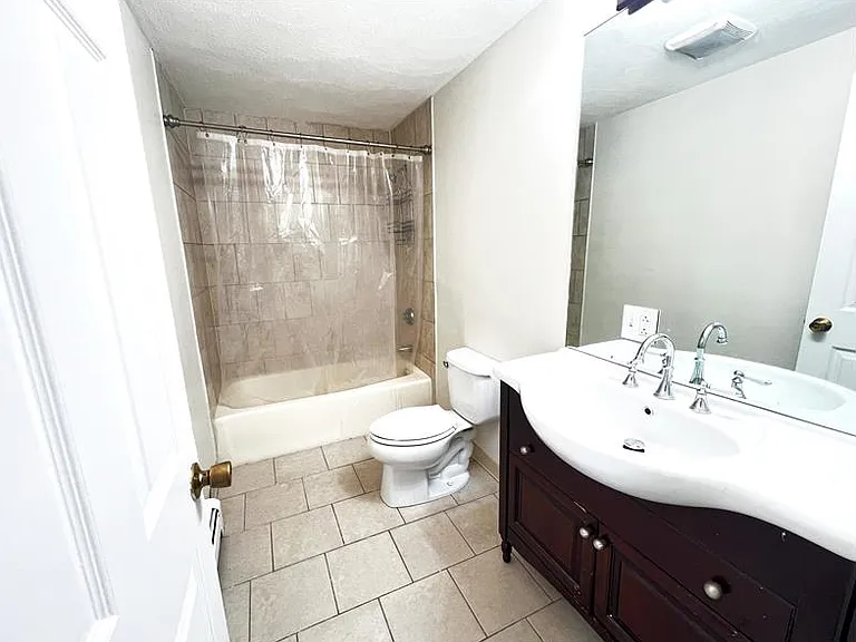 86 Atwood St — Photo 13