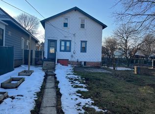 1952 S 68th St, West Allis, WI 53219