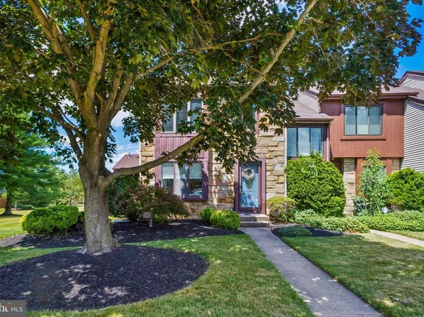 24 Kelly Ct, Hamilton, NJ 08690