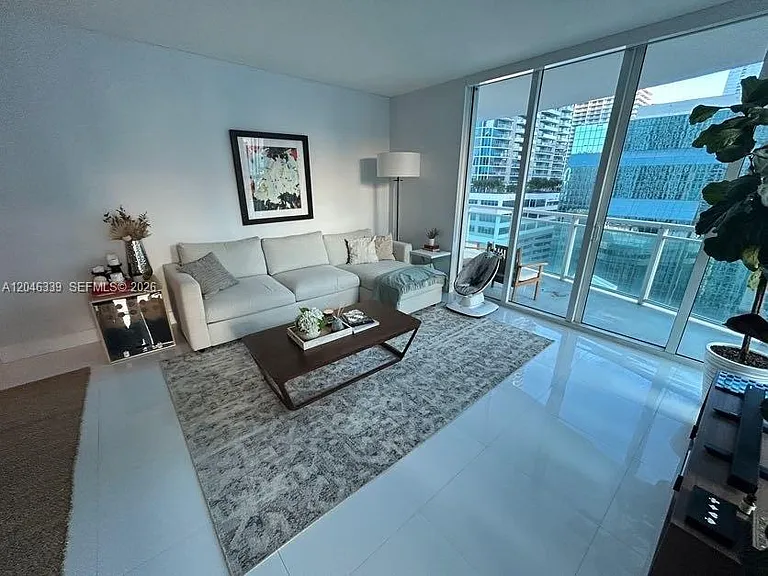 951 Brickell Ave #2011 — Photo 3
