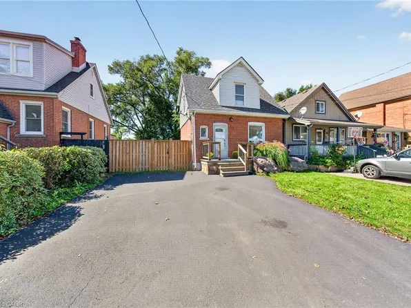 56 E 23rd St, Hamilton, ON L8V 2W6
