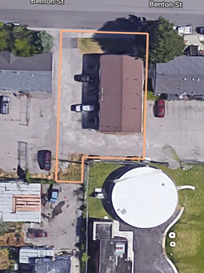 2nd image of 1486 Benton St