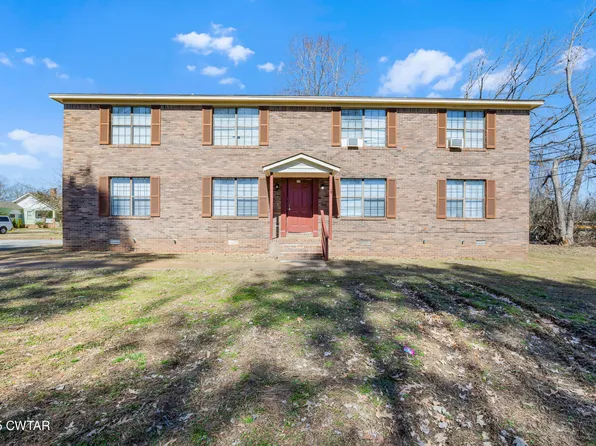 37 Young St, Jackson, TN 38301
