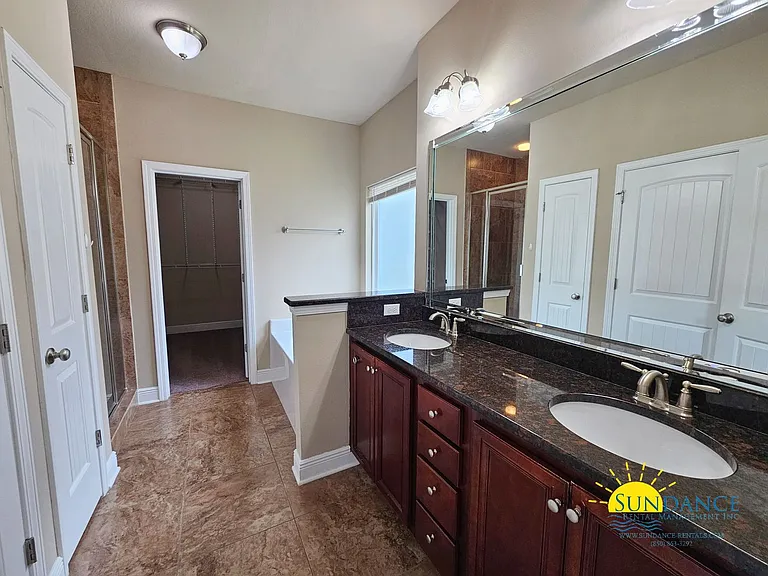 107 Gustaf Dr — Photo 7