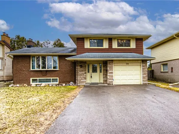 184 Montcalm Dr, Kitchener, ON N2B 2R8