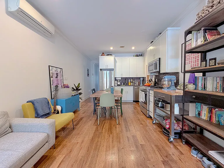 1306 Herkimer St #1 — Photo 2