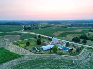 2277 Lycurgus Rd, Lansing, IA 52151