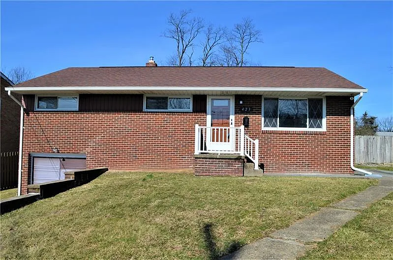 423 Sinclair St photo 1