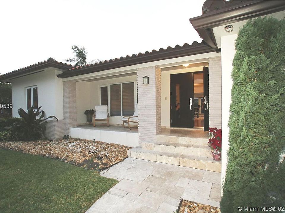 1st image of 5724 Michelangelo St #0