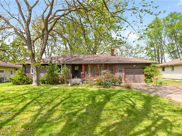 39568 Carol Ln, Elyria, OH 44035