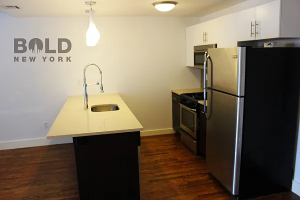 Rented by Bold New York | media 14
