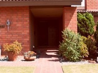 20892 Beachwood Ln, Huntington Beach, CA 92646