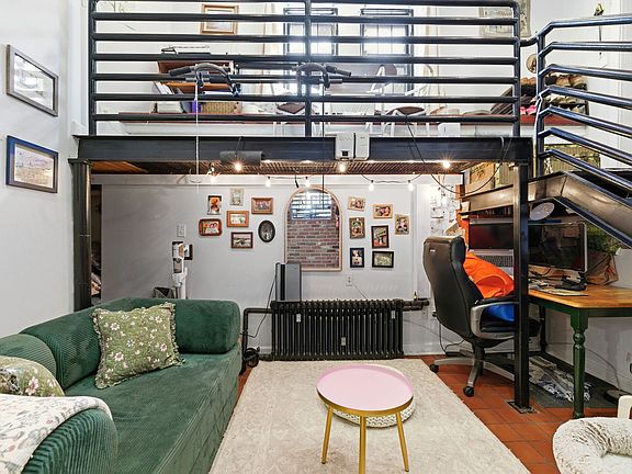 3rd image of 51 Brimmer St #1