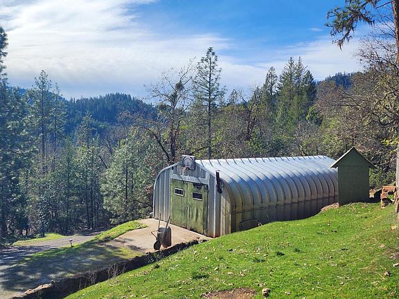 5th image of 18525 E Evans Creek Rd