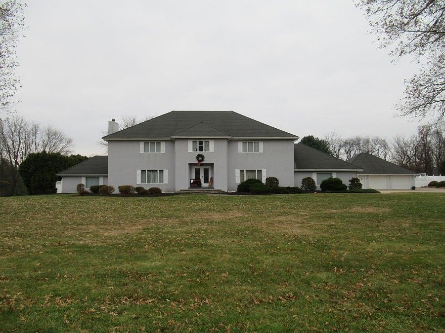 1st image of 1608 Cheryl Ln