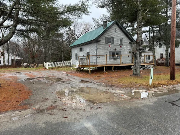 81 Old County Road N, Enfield, ME 04493