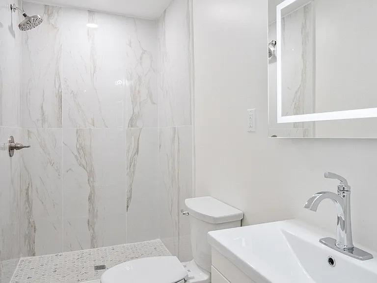 1222 E Vaile Ave #1 — Photo 6