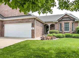 1908 W Willow Crest Dr, Peoria, IL