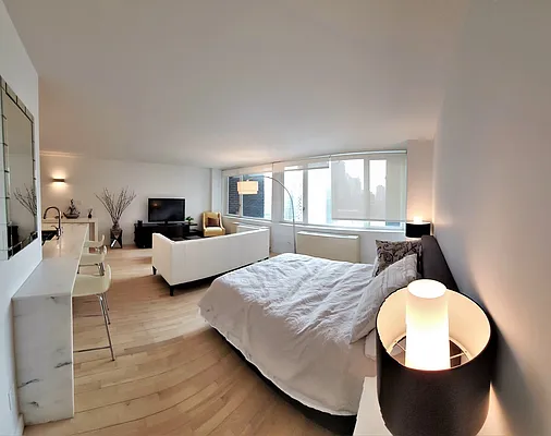 Sold by Corcoran | media 2