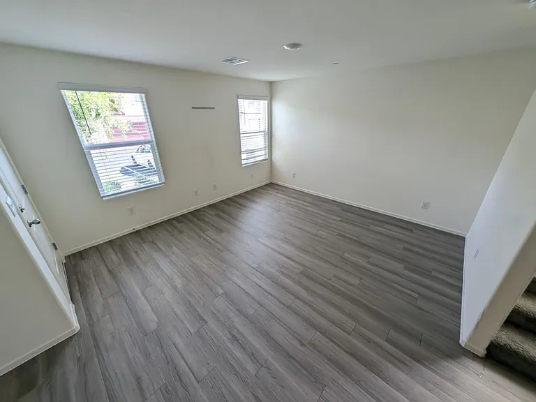 4820 Orchid Ridge Ave — Photo 4