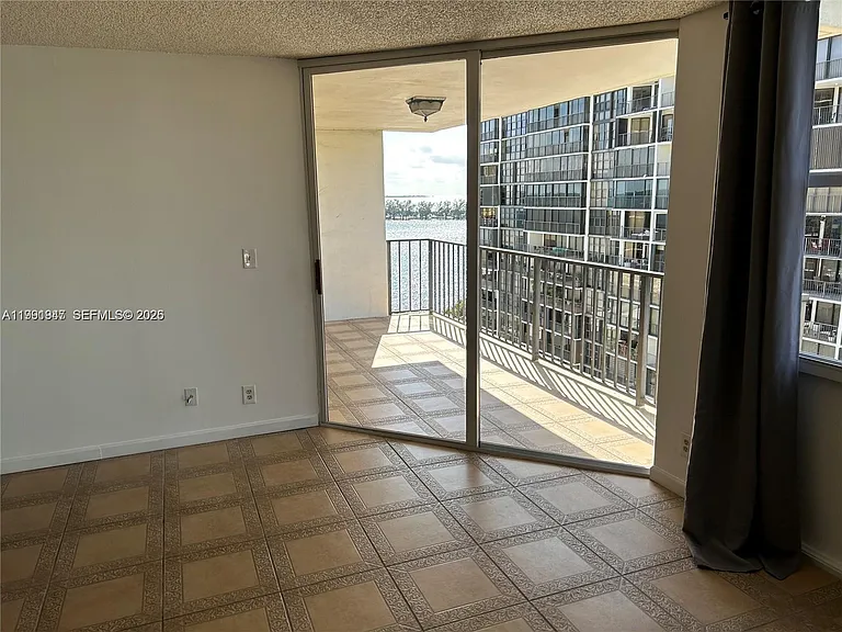 1915 Brickell Ave #C1109 — Photo 11